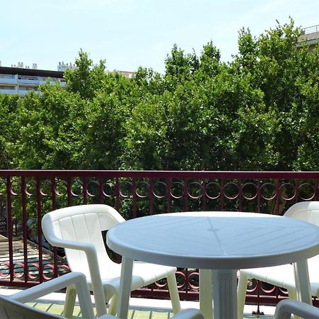 Apartamentos Alfonso I Palmyra Салоу Экстерьер фото